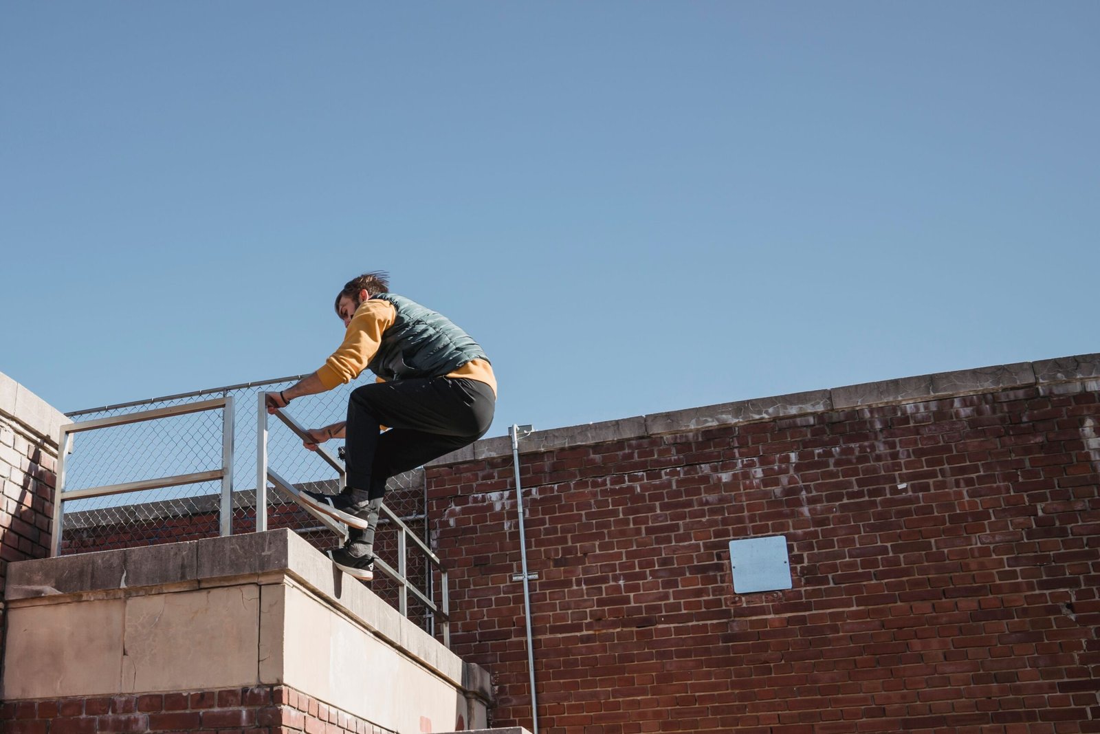 A 30-Day Home Parkour Training Plan for Beginners