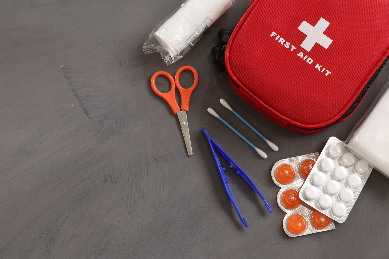 Parkour First Aid Kit: What to Pack for Scrapes, Rips and Sprains