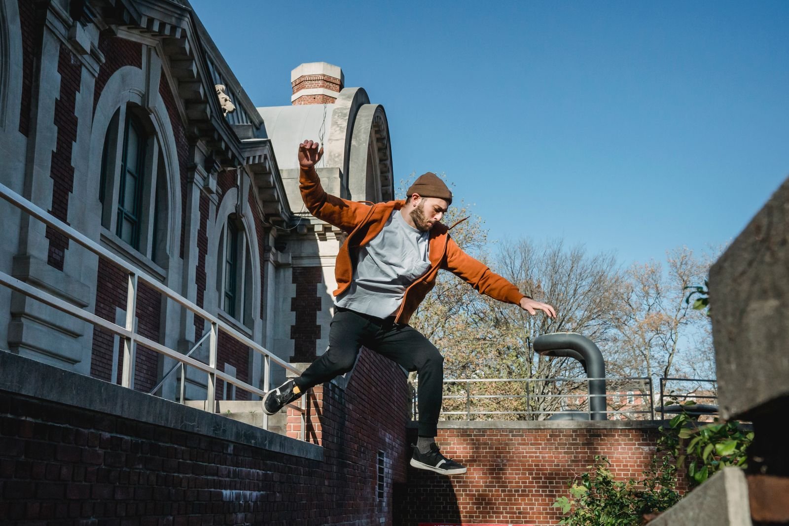 How to Do a Parkour Roll: Step-by-Step for Beginners